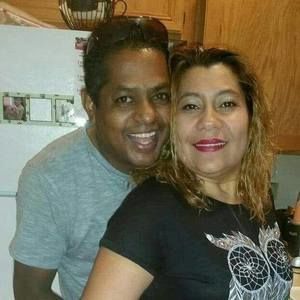 Meet your Posher, Elia